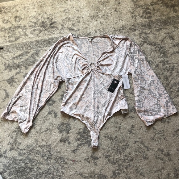 Guess NWT gray snake print body suite - Picture 11 of 16